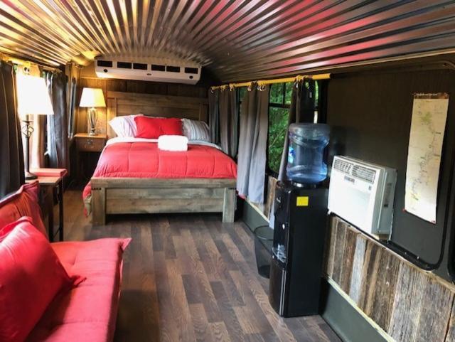 Canal Cabins Paw Paw 外观 照片