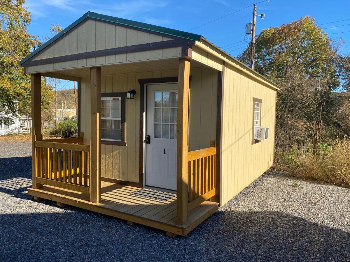 Canal Cabins Paw Paw 外观 照片