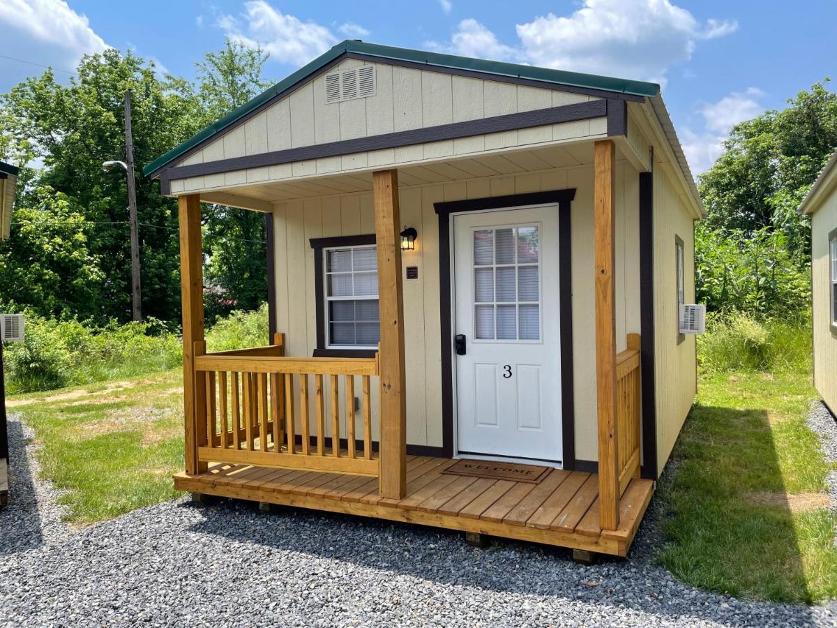 Canal Cabins Paw Paw 外观 照片