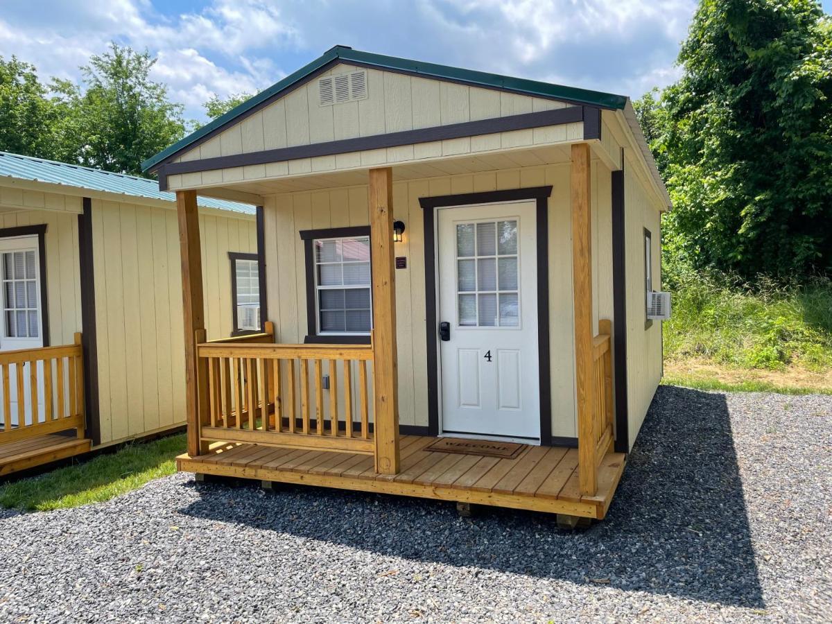 Canal Cabins Paw Paw 外观 照片
